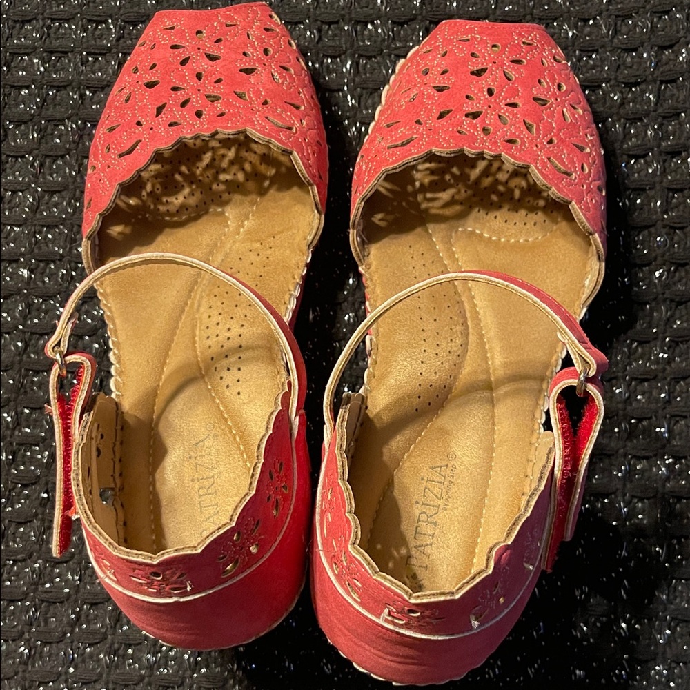 Elegant Red Cutout Wedges